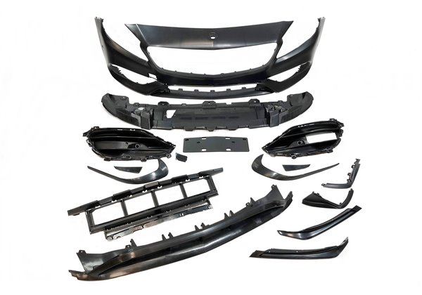 Kit Carrocería Mercedes W176 A45 2016-2018 Look AMG