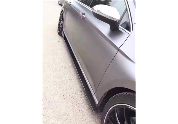 Difusor Taloneras BMW F30 / F31 / F32 / F36 Carbono