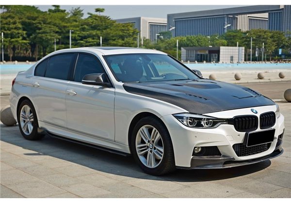 Difusor Taloneras BMW F30 / F31 / F32 / F36 Carbono