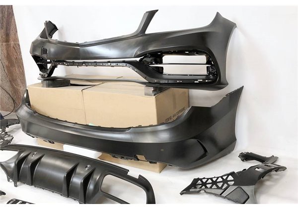 Kit De Carrocería Mercedes W204 4 puertas Look W205