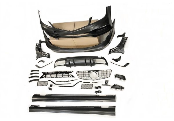 Kit De Carrocería Mercedes W204 4 puertas Look W205