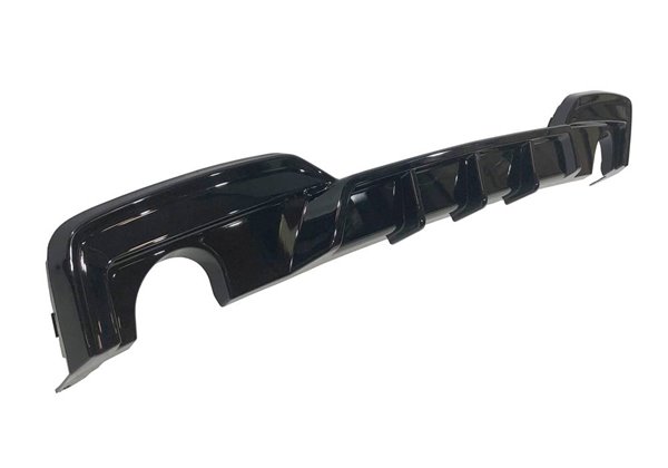 Difusor Trasero BMW F06 / F12 / F13 Look M Performance 2 Salidas Brillante Negro
