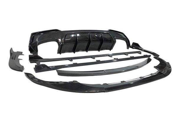 Kit De Carrocería BMW G22 / G23 look M-Tech Carbono