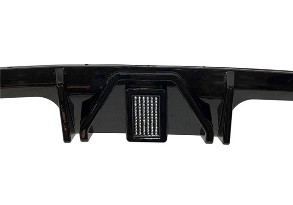 Difusor Trasero BMW G80 / G82 look M Performance Brillante Negro Luz de freno led