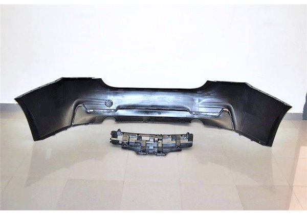 Paragolpes Trasero BMW F32 / F33 / F36 Look M-Tech Dos Salidas ABS