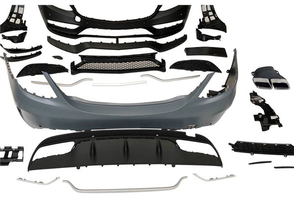 Kit De Carrocería Mercedes W205 2014-2018 4P Look C63