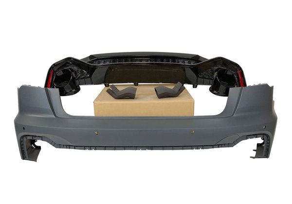 Paragolpes Trasero Audi A6 C8 4 puertas Look RS6