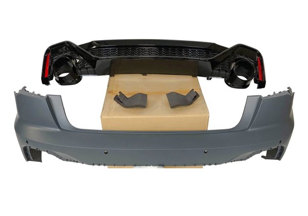 Paragolpes Trasero Audi A6 C8 4 puertas Look RS6