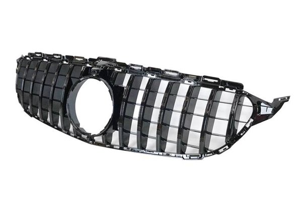 Parrilla Mercedes W205 2015-2018 Full Black Con Cámara