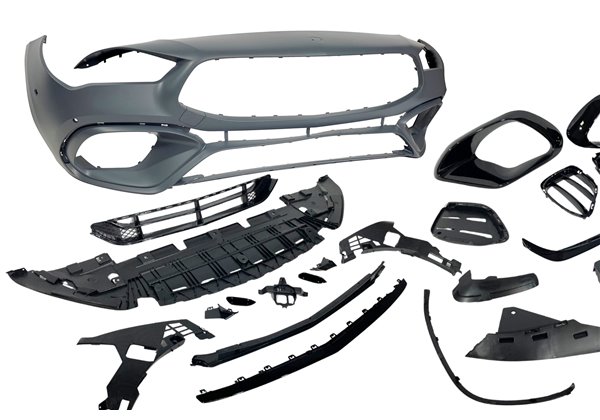 Paragolpes Delantero Mercedes W118 / C118 CLA 2023+ Sedan/Shooting Brake  Look A45