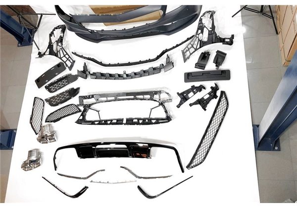 Kit De Carrocería Mercedes W218 2015-2018 look CLS63