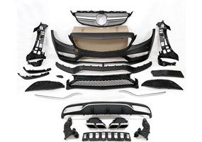 Kit De Carrocería Mercedes W205 2014-2018 2P Look AMG C63