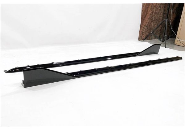 Taloneras BMW F40 Negro brillante