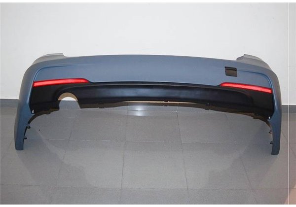 Paragolpes Trasero BMW F31 Look M-Tech
