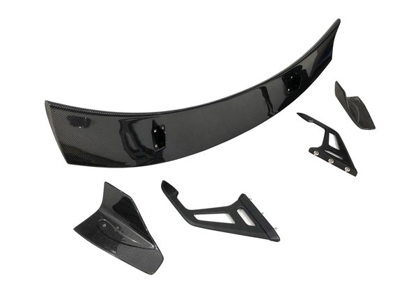 Alerón Bmw G80 / G82 Look M4 Carbono