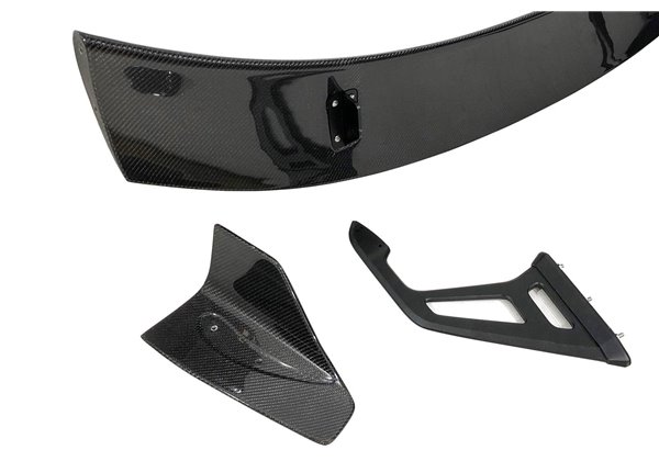 Alerón Bmw G80 / G82 Look M4 Carbono