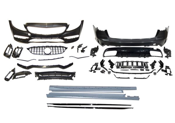 Kit De Carrocería Mercedes W205 SW 2014-2021 Look C63 2019