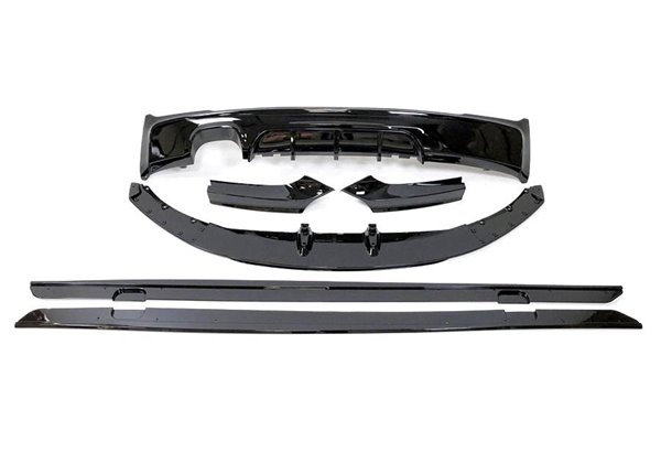 Kit De Carrocería BMW F22 / F23 Look M Performance Brillante Negro 1 Salida