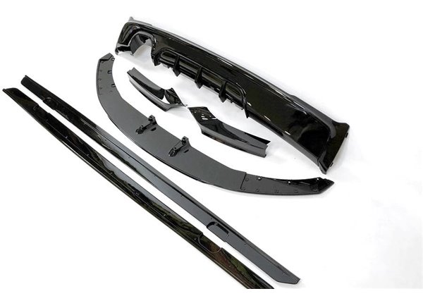 Kit De Carrocería BMW F22 / F23 Look M Performance Brillante Negro 1 Salida