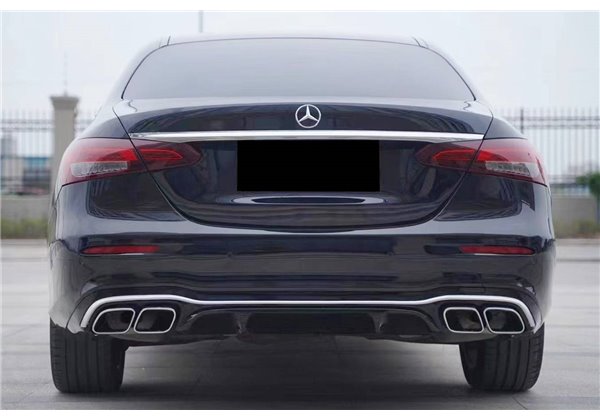 Kit De Carrocería Mercedes W213 2016-2019 look E63S Actualizado a versión 2020