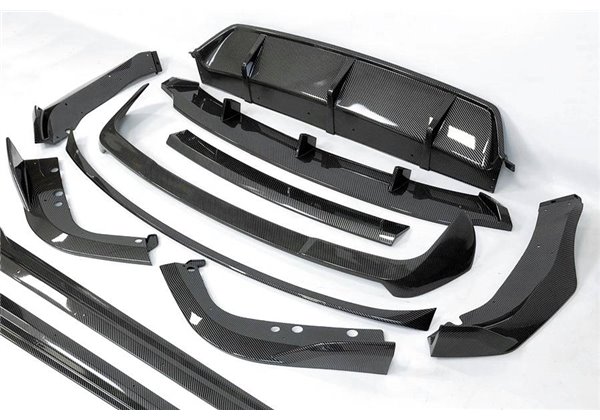 Kit De Carrocería BMW G05 X5 Look M Performance Look Carbono
