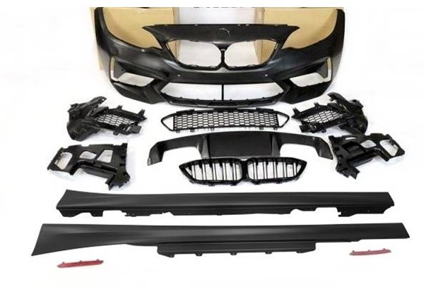 Kit De Carrocería BMW F22 / F23 2013-2019 Look M2 Competition