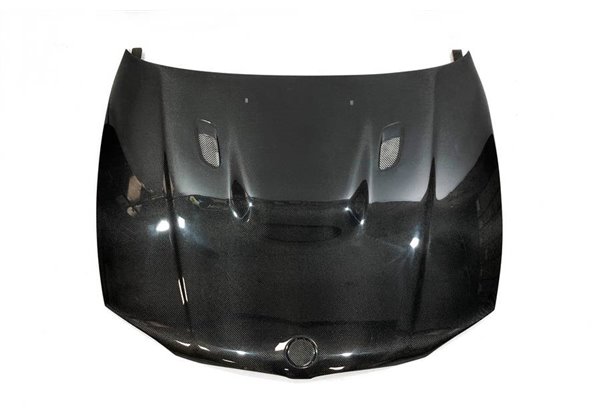 Capó Carbono BMW E81/ E82 / E87 / E88 '07 Look M3