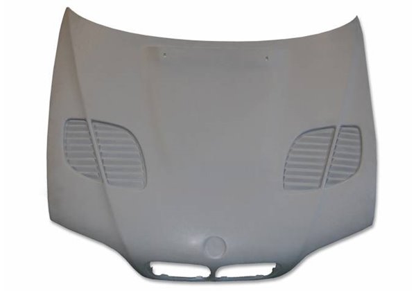 Capó Fibra BMW E46 '02-06 4P. GTR