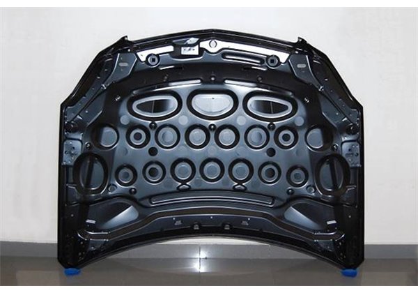 Capó Mercedes W204 / C204 2-4P 2011-2013 Look C63 Metal