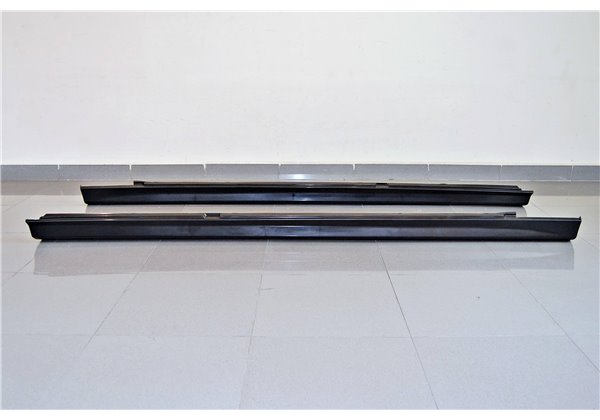 Taloneras Mercedes W204 07-13 Look C63