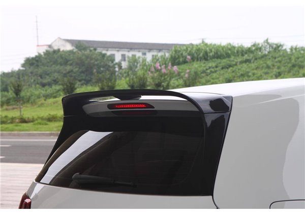 Alerón Volkswagen Golf 7 / 7.5 R-Line 3/5P Negro brillante