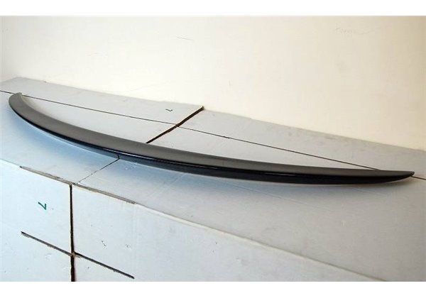 Alerón Mercedes W205 2014-2018 Coupe Look AMG Carbono