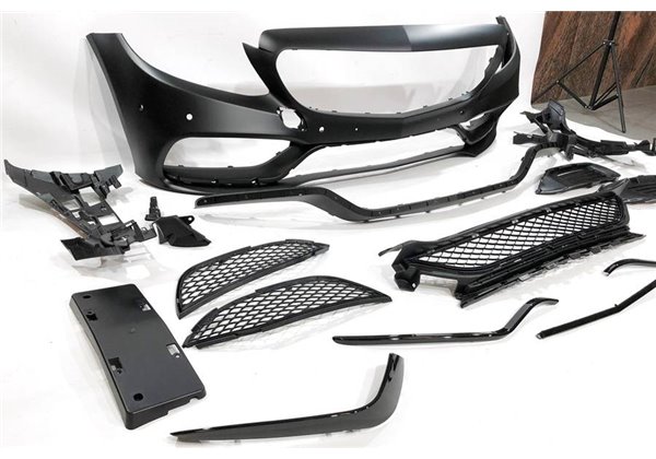 Kit De Carrocería Mercedes W205 2014-2018 Coupe Look AMG