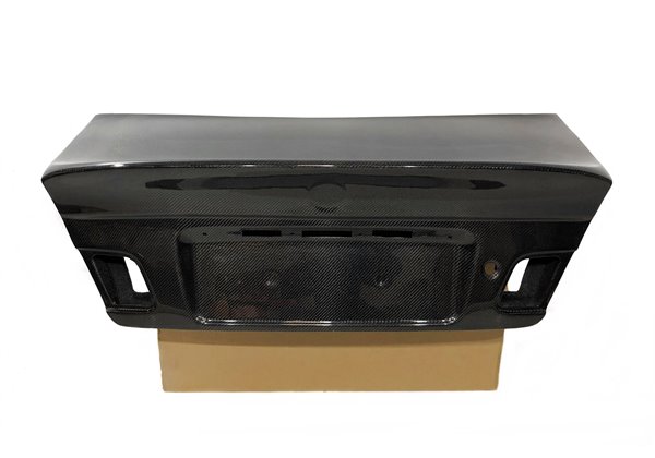 Portón Carbono BMW E46 99-05 2P/ E46 Look M3 CSL