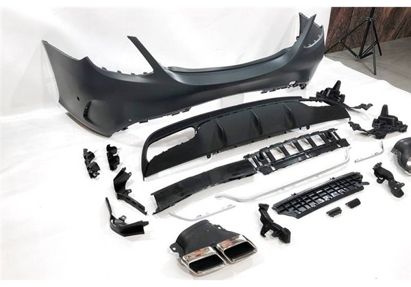 Spoiler Delantero Volkswagen Golf 7.5 R20 Negro Brillante