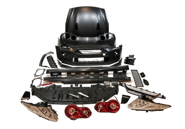 Kit De Carrocería Nissan Skyline R35 2008-2015 Look 2017