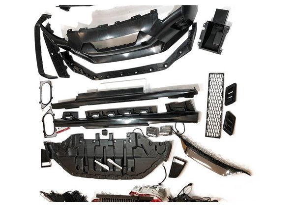 Kit De Carrocería Nissan Skyline R35 2008-2015 Look 2017