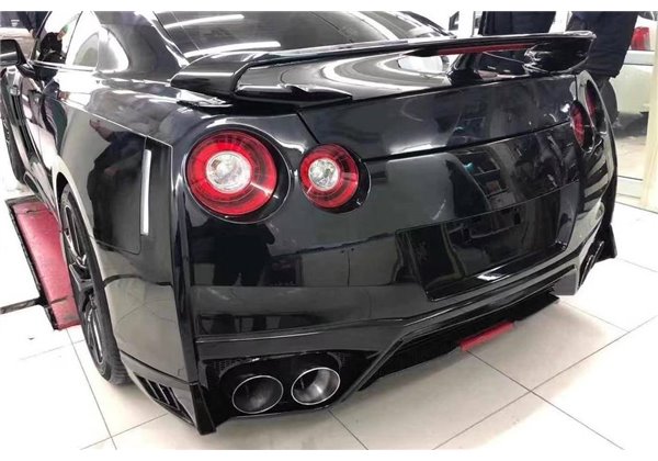 Kit De Carrocería Nissan Skyline R35 2008-2015 Look 2017