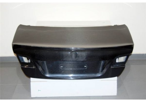 Portón Carbono BMW E92 / E92 Look M3 CSL