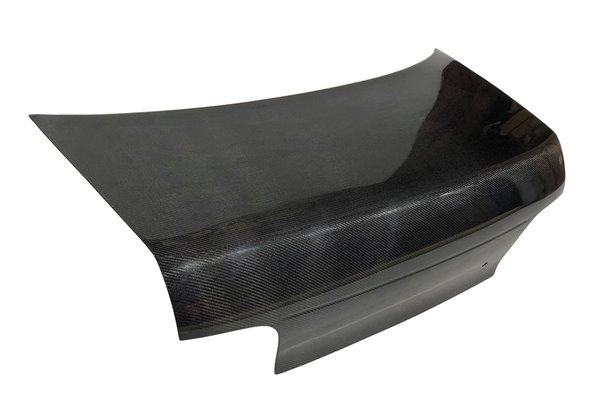 Portón Carbono Subaru Impreza '98 4P.