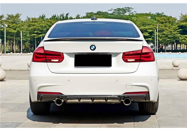 Alerón BMW F30 / F80 Look Performance Carbono