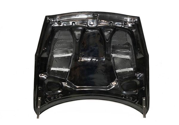 Capó Carbono Nissan Skyline R35 2016-2022